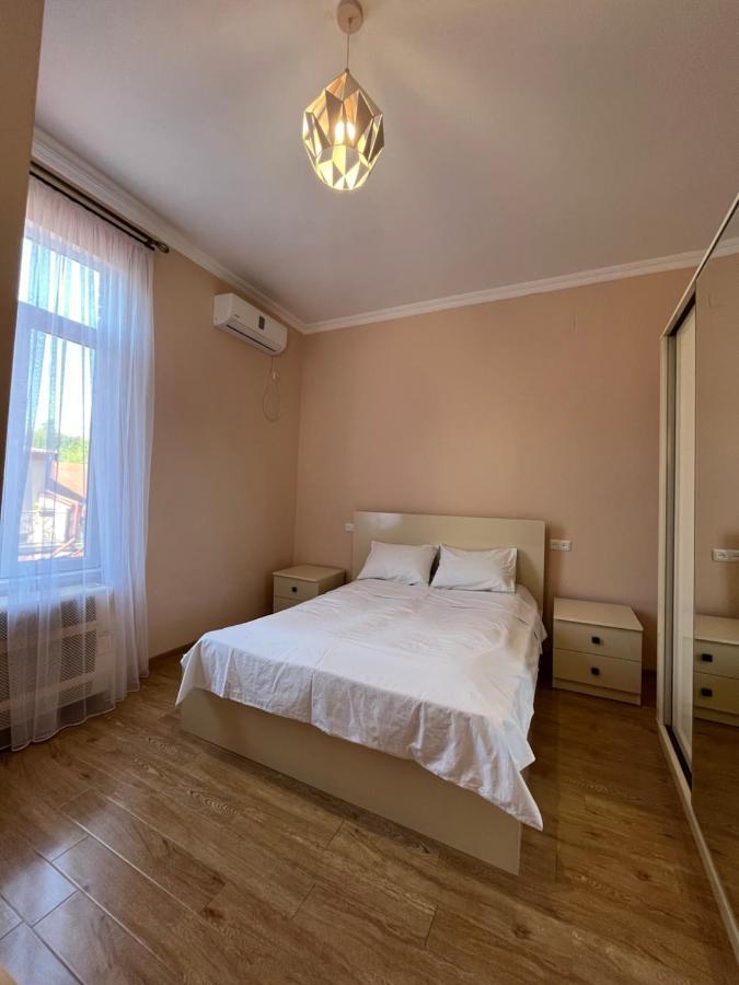 Guest House Mtani Near Colchis Fountain Kutaisi Luaran gambar